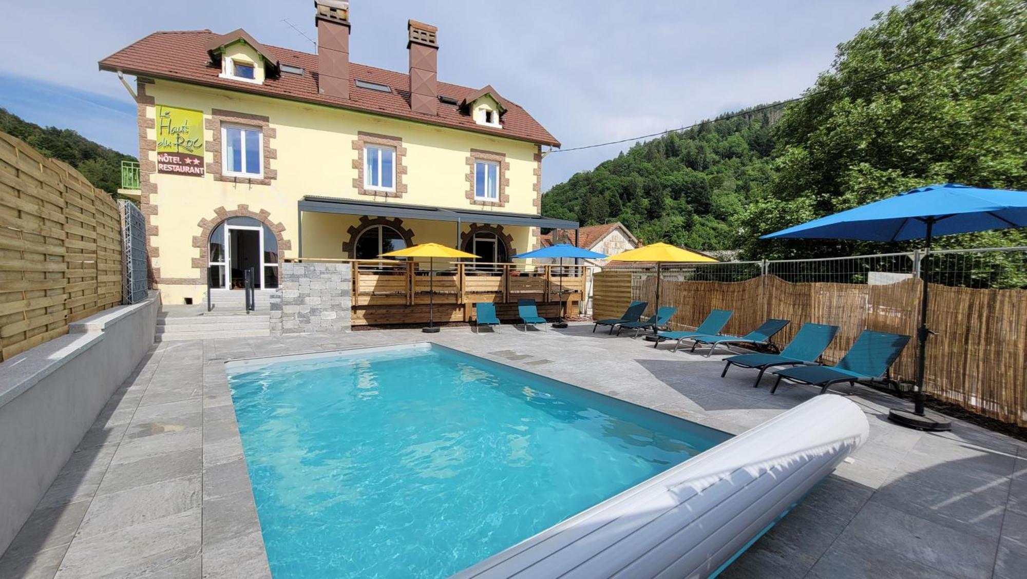 Hotel Restaurant Du Haut Du Roc Basse-sur-le-Rupt Exterior photo